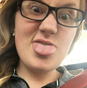 Meet your Posher, Mallory